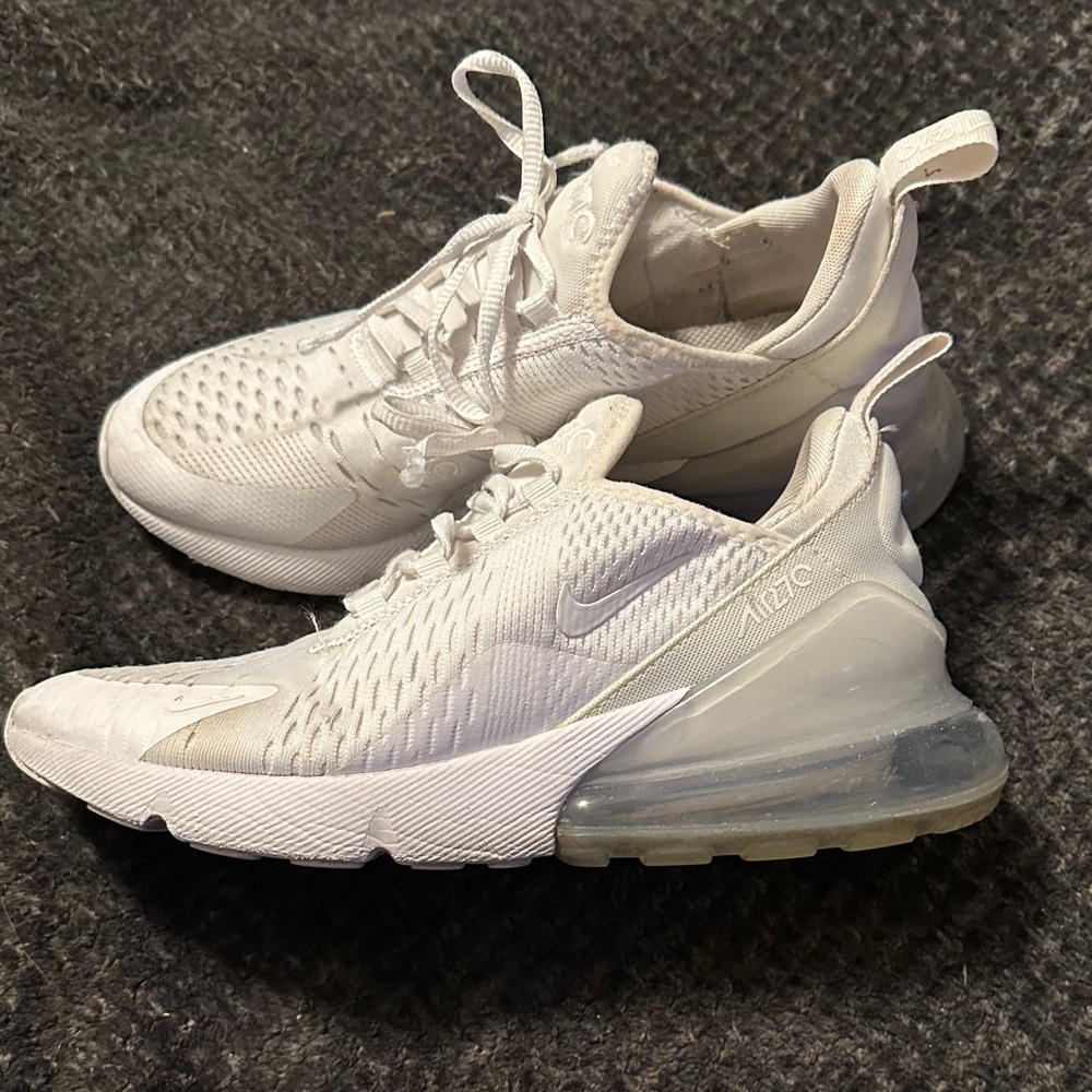 Nike Kids White Airmax 270 - Picture 2 of 3
